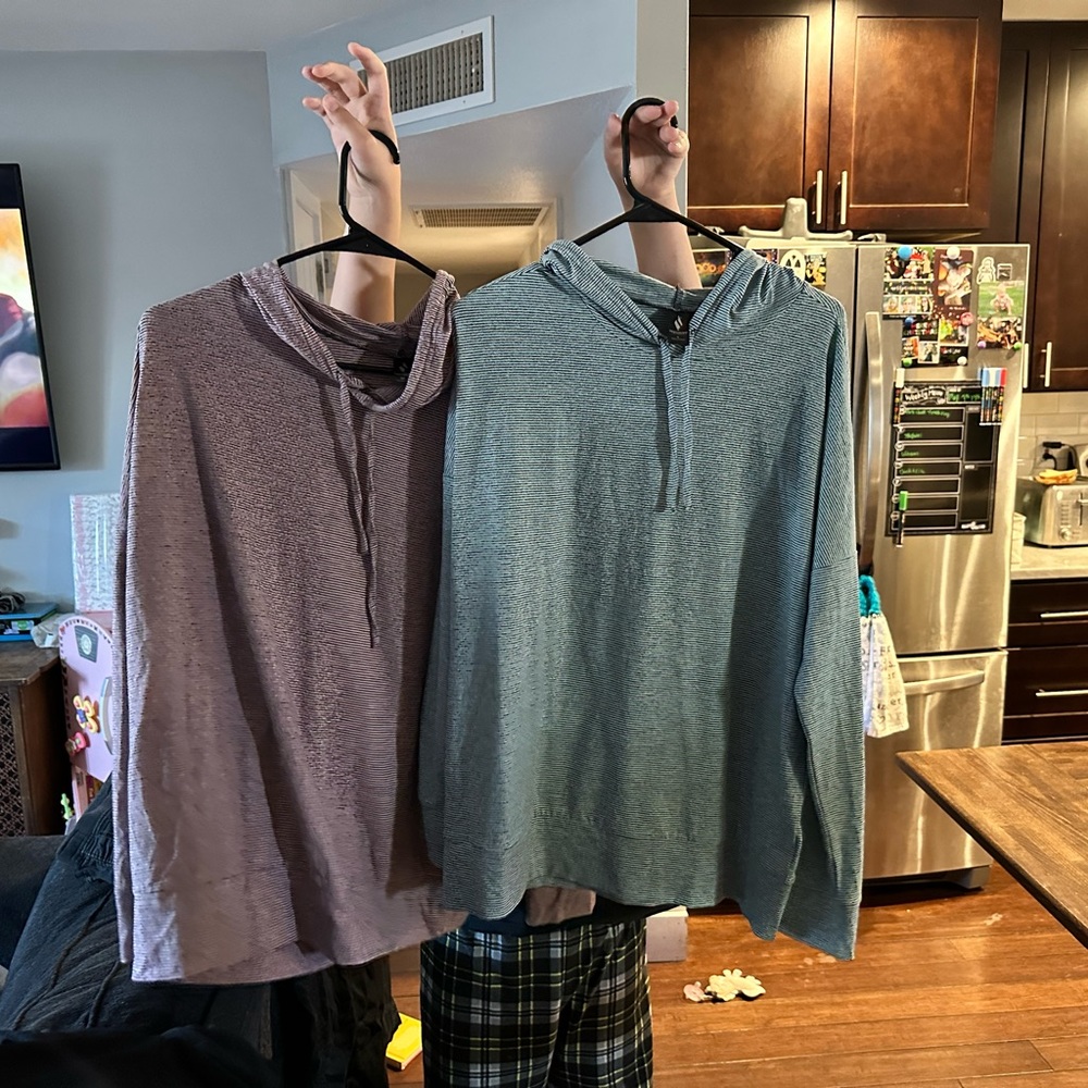 Sketchers go walk hoodie